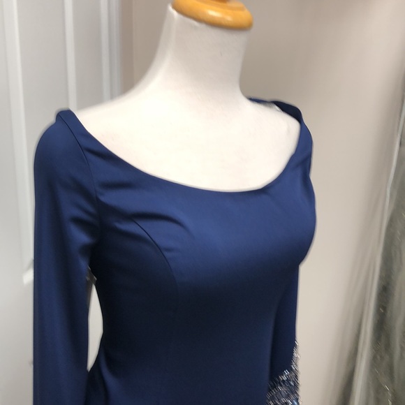 Elegant cocktail length dress - Picture 5 of 5